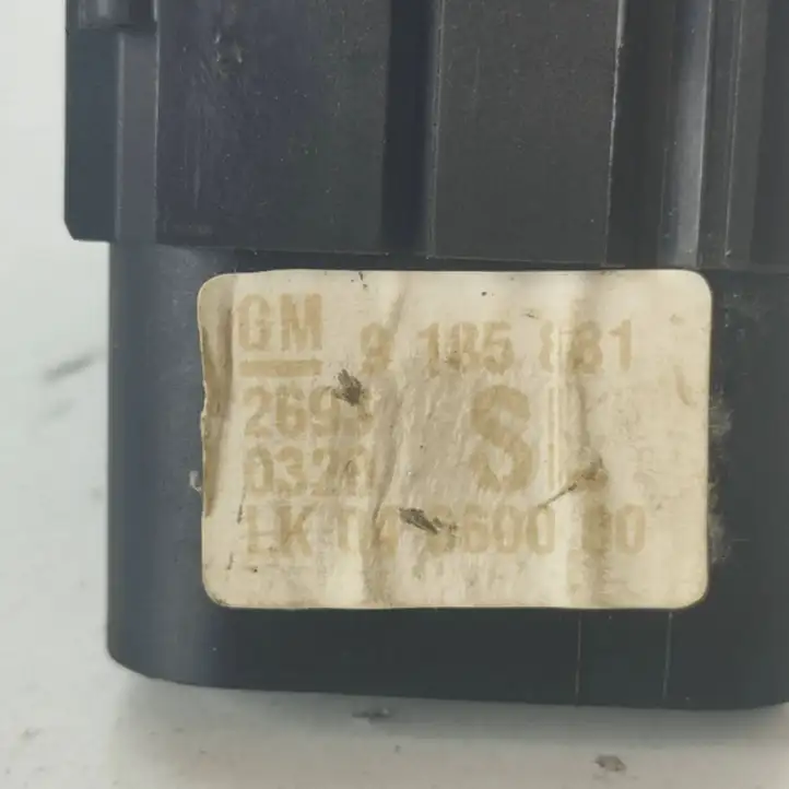 Opel Vectra (1999 - 2002)  9185881 Включатель фонарей