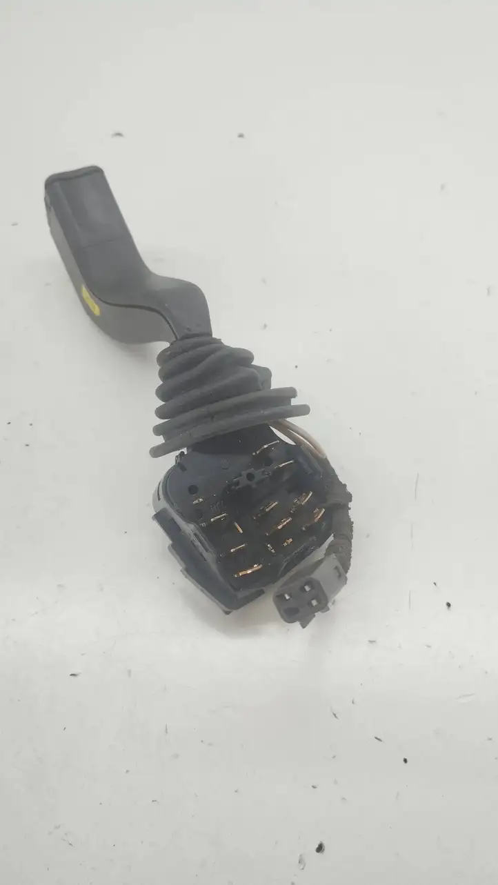 Opel Vectra (1999 - 2002)  090413243 Ручка стеклоочистителей