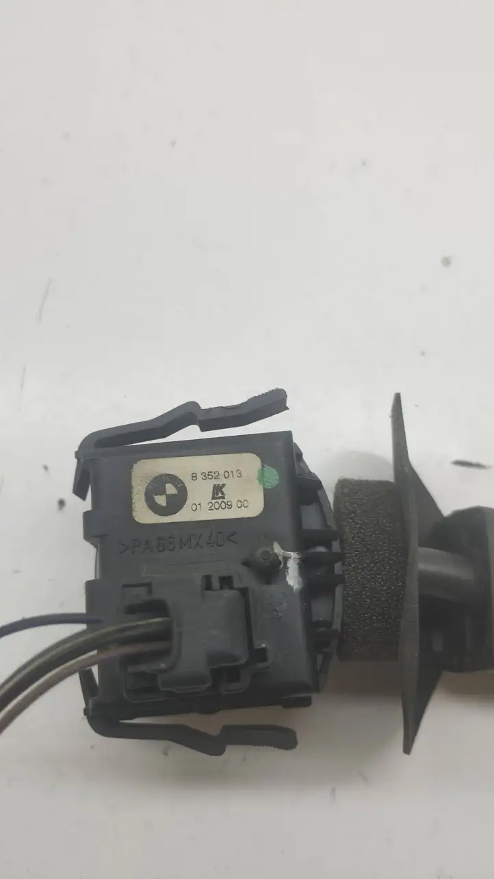 BMW 3 E46 (1998 - 2005)  8352013 Ручка стеклоочистителей