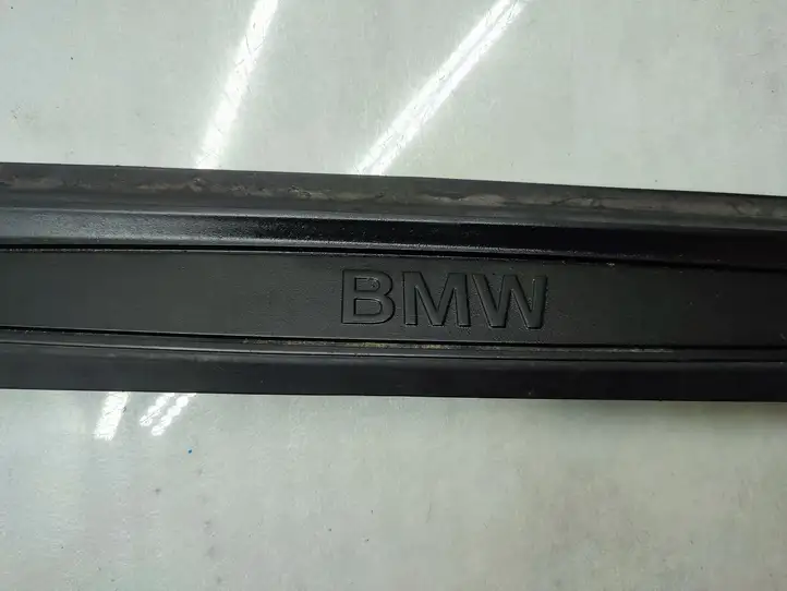 BMW 3 F30 F35 F31 (2012 - 2018) Внутренняя отделка переднего порога — фото 5