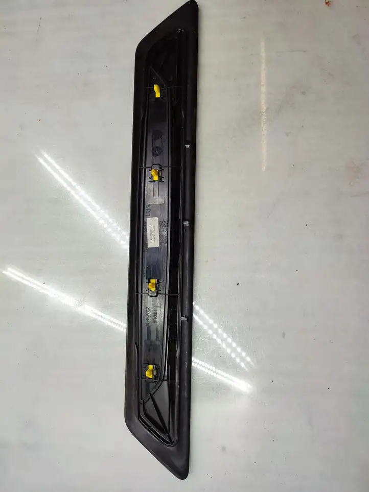 BMW 3 F30 F35 F31 (2012 - 2018) 7263315 Внутренняя отделка переднего порога — фото 5