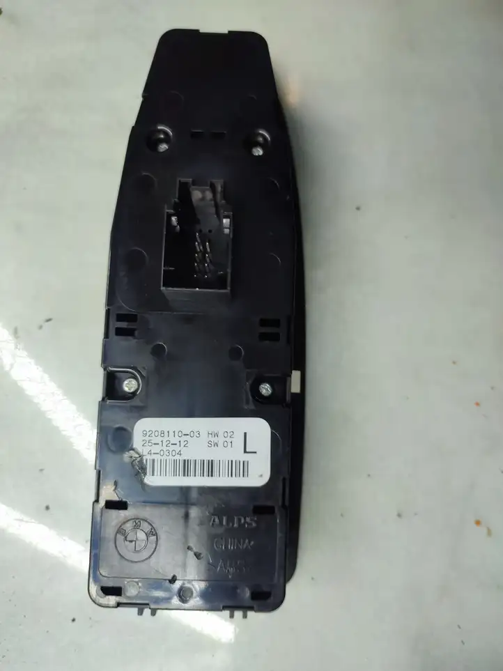 BMW 3 F30 F35 F31 (2012 - 2018) 9208110 Блок кнопок стеклоподъемников — фото 2