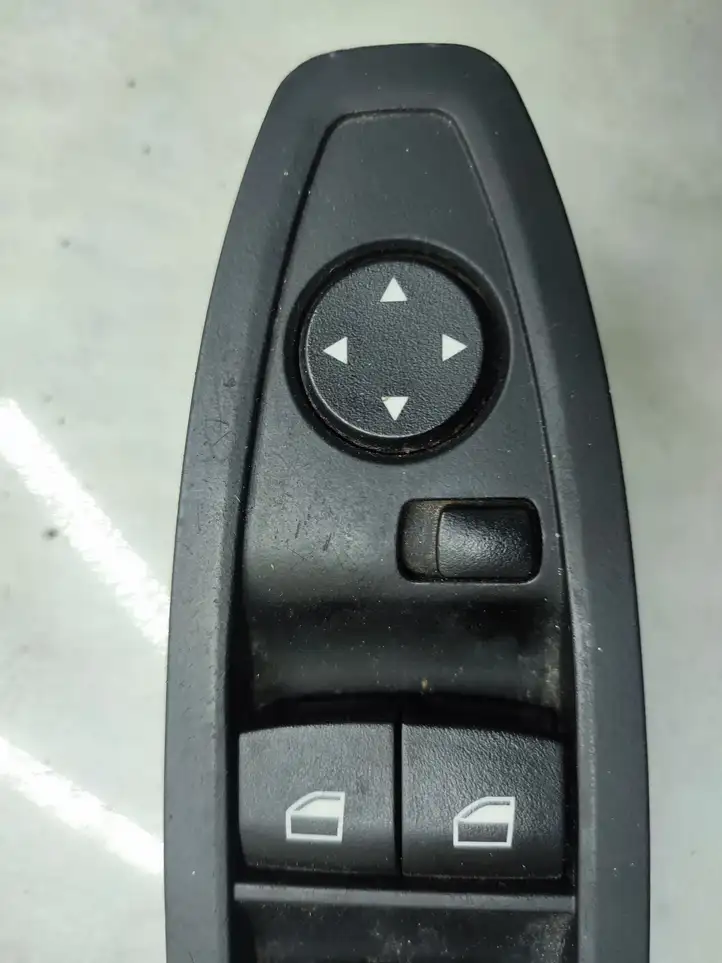 BMW 3 F30 F35 F31 (2012 - 2018) 9208110 Блок кнопок стеклоподъемников — фото 5