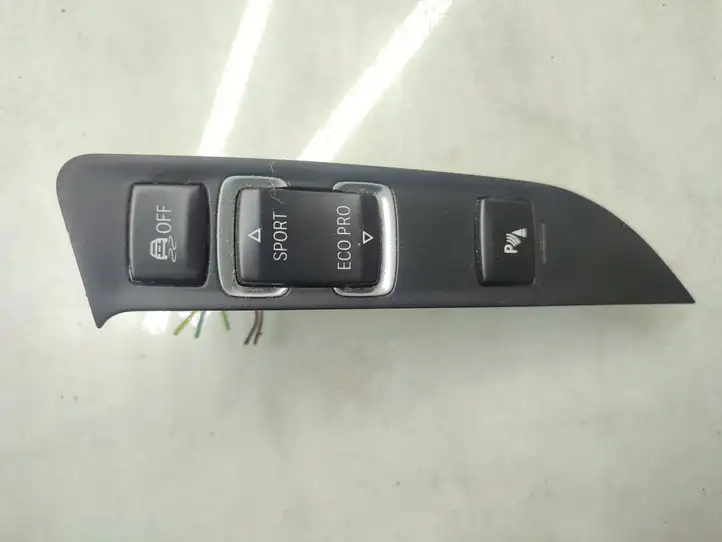 BMW 3 F30 F35 F31 (2012 - 2018) 9252921 Блок кнопок на панели — фото 1