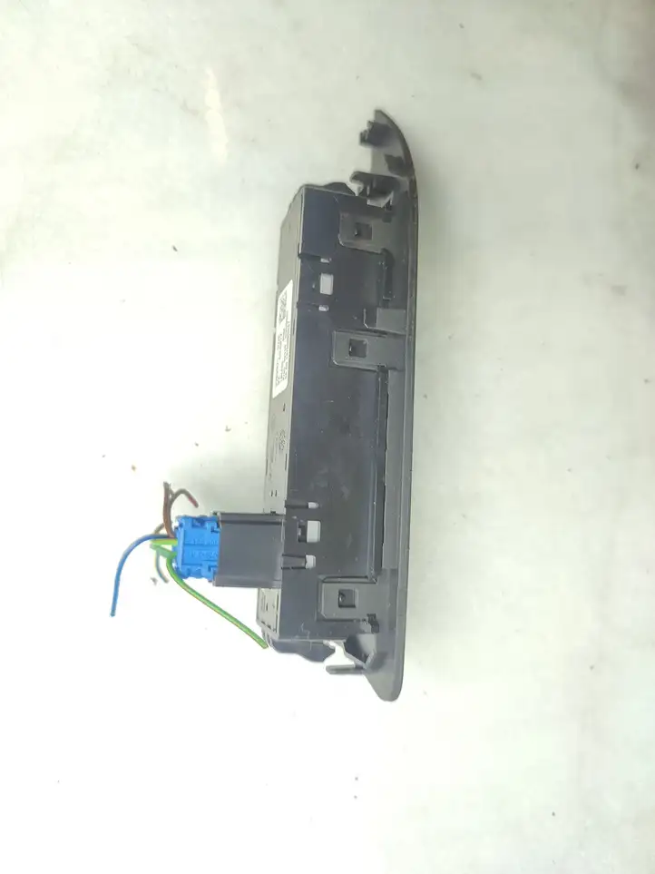 BMW 3 F30 F35 F31 (2012 - 2018) 9252921 Блок кнопок на панели — фото 3