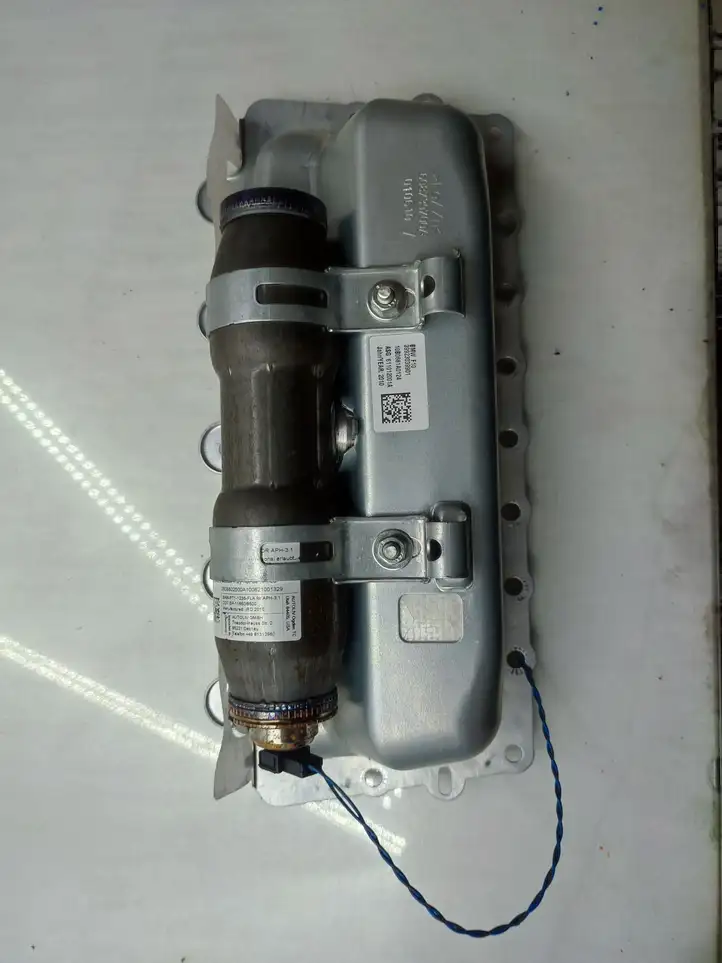 BMW 5 F10 F11 (2009 - 2016) 39923039901 Подушка безопасности пассажира — фото 3