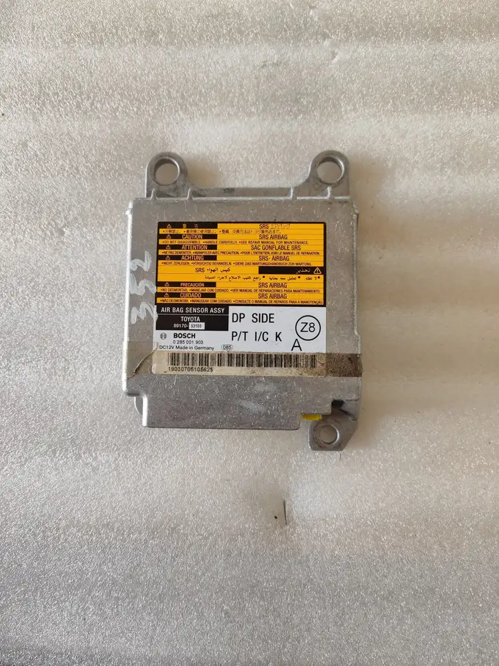 Lexus IS 220 (2005 - 2010)  0285001903 Блок управления надувных подушек