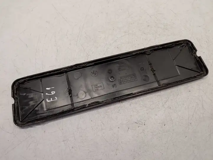 BMW 5 E60 E61 (2004 - 2010) 7114889 Крышка GPS-антенны — фото 2