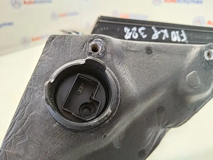 BMW 5 F10 F11 (2009 - 2016) 51167283623 Боковое зеркало с электроприводом — фото 4
