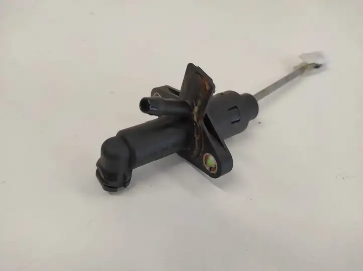 Volkswagen Golf IV (1998 - 2005)  1J1721388C Главный цилиндр сцепления