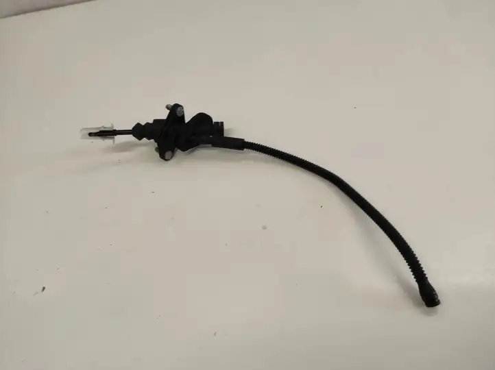 Opel Meriva (2006 - 2010)  KG15501TP01 Главный цилиндр сцепления