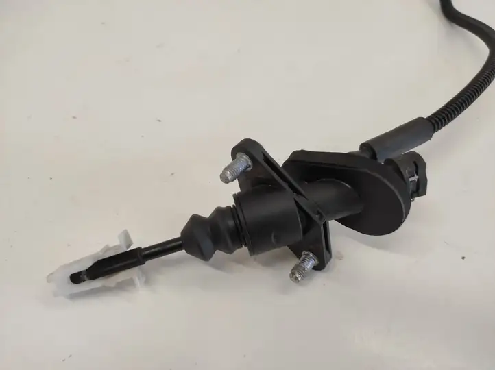 Opel Meriva (2006 - 2010)  KG15501TP01 Главный цилиндр сцепления