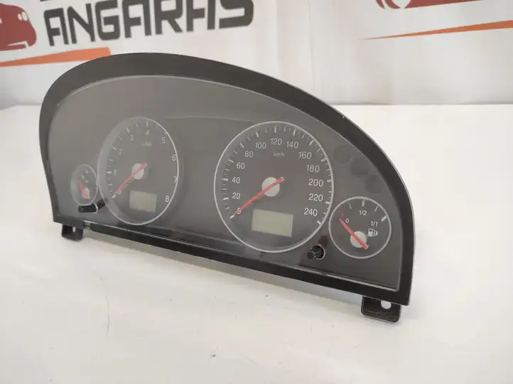 Ford Mondeo Mk III (2000 - 2007)  3S7F10841 Спидометр (приборный щиток)