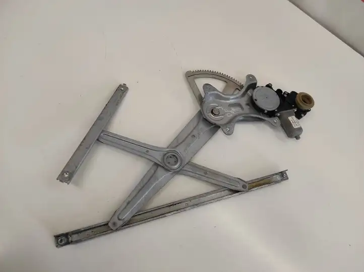 Toyota Corolla Verso AR10 (2004 - 2009)   Передний комплект электрического механизма для подъема окна