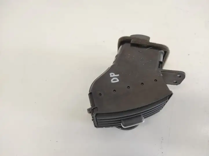 Toyota Corolla Verso AR10 (2004 - 2009) 5566064010 Боковой воздушный дефлектор — фото 3