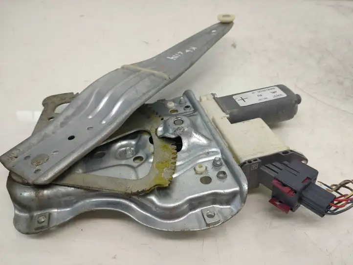 Toyota Avensis T250 (2006 - 2009) 6984005100 Стеклоподъемник задней двери — фото 4