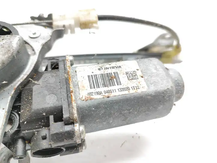 Nissan Qashqai (2006 - 2010) 402190A Стеклоподъемник задней двери — фото 4