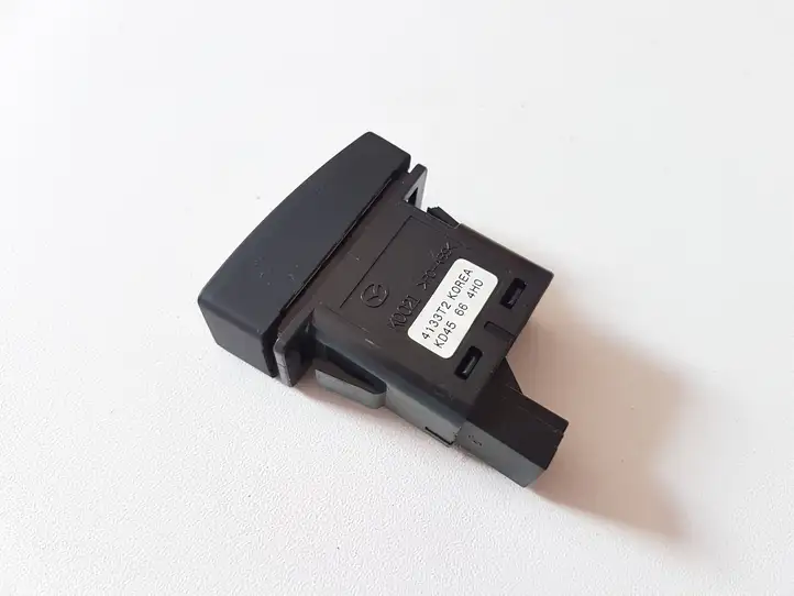 Mazda CX-5 (2012 - 2015)  KD45664H0 Включатель аварийных фонарей