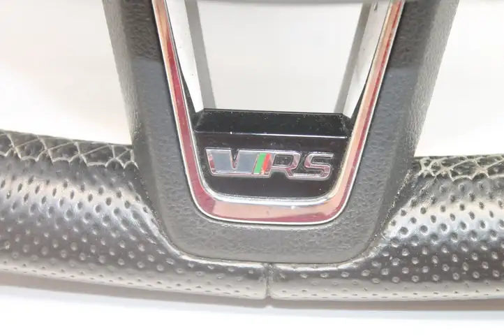 Skoda Octavia Mk3 (5E) (2013 - 2019) VRS Руль — фото 2