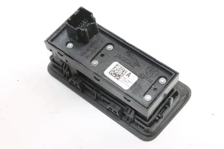 Land Rover Evoque I (2011 - 2015) BJ3211654AB Кнопка закрытия багажника — фото 4