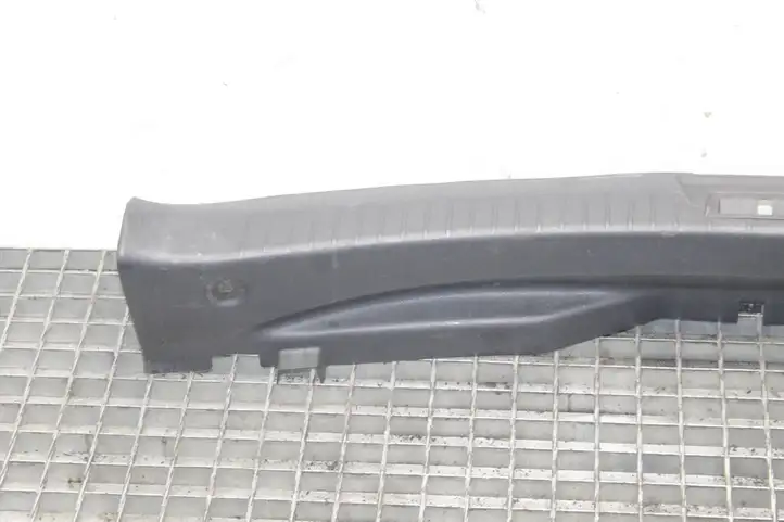 Nissan Qashqai (2010 - 2013) 84992JD00A Отделка порога багажника — фото 5