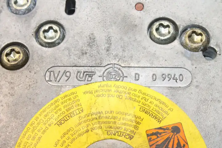 Mercedes-Benz S W220 (1998 - 2006)  A2208607885 Задний ремень безопасности