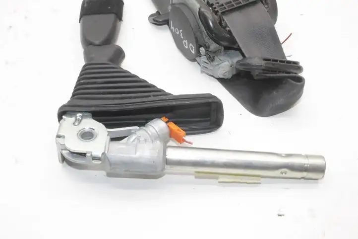 Nissan Qashqai (2010 - 2013) 86843JD000 Передний ремень безопасности — фото 4