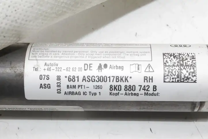 Audi A4 (2007 - 2011)  8K0880742B Боковая подушка безопастности( (крыша)