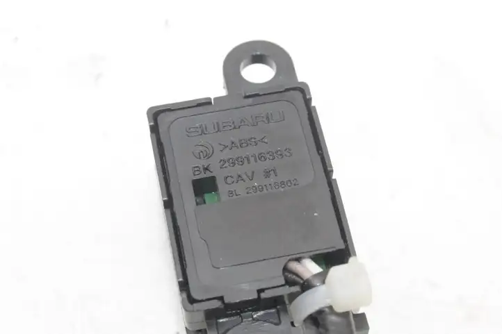 Subaru Forester SJ (2013 - 2018) 299116393 Кнопка фаркопа в багажнике — фото 5
