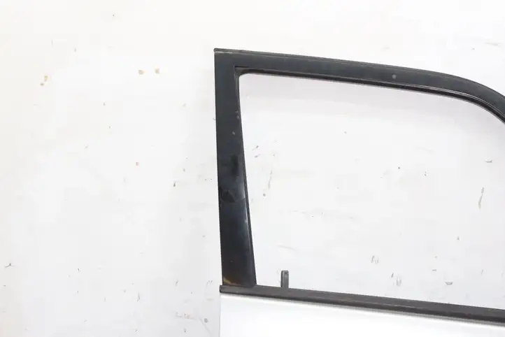 Toyota Land Cruiser (HDJ90) (1996 - 2002)   Дверь