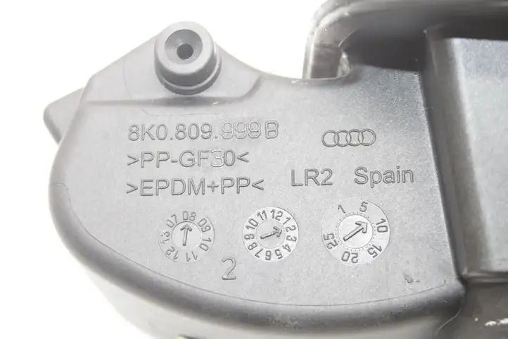 Audi A4 S4 B8 8K (2007 - 2011) 8K0809999B Отделка лючка топливного бака — фото 8