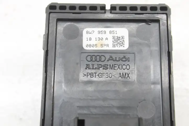 Audi A5 (2016 - ) 8W7959851 Кнопка фаркопа в багажнике — фото 5