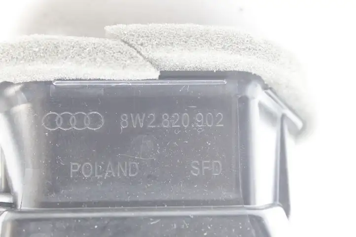 Audi A5 (2016 - ) 8W2820902 Воздушная решетка панели — фото 2