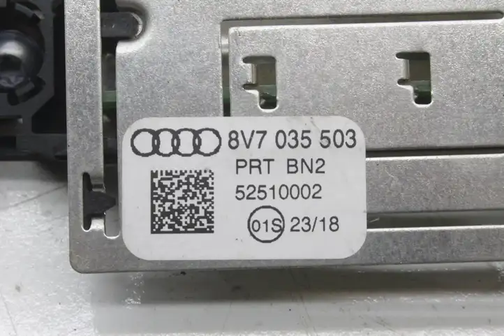 Audi A5 (2016 - ) 8V7035503 GPS антенна — фото 4