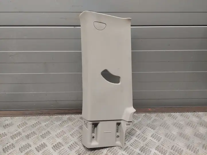 Dodge Ram (2008 - )  1DX60TRMAA Отделка стойки (B) (верхняя)