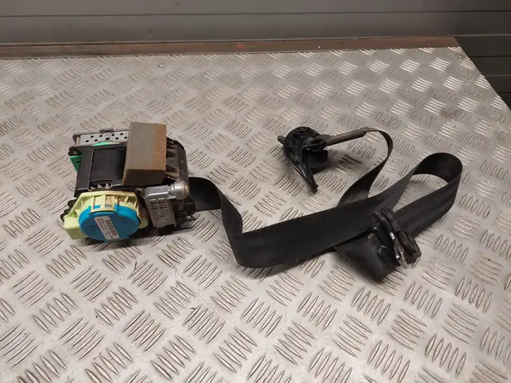 Audi S5 8T (2007 - 2011)  8T1857706H Передний ремень безопасности