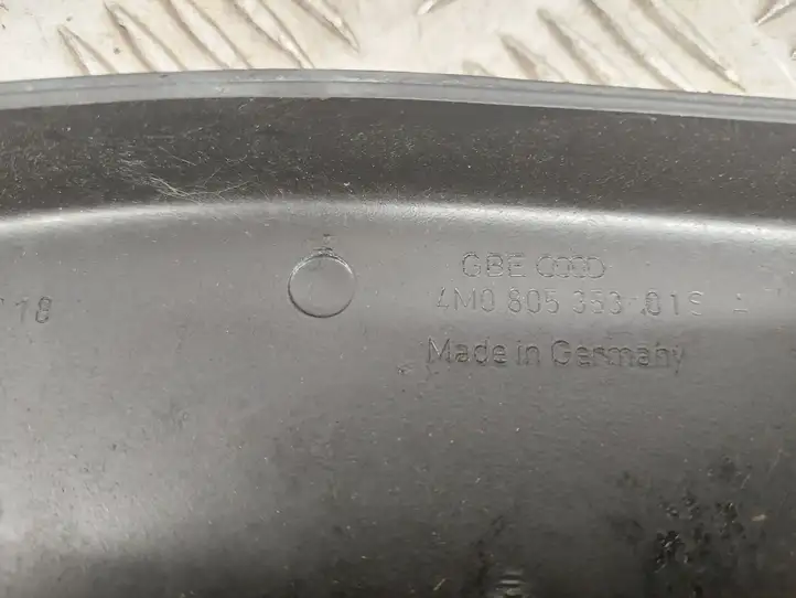 Audi Q7 4M (2015 - )  4M0805353 Другая часть кузова