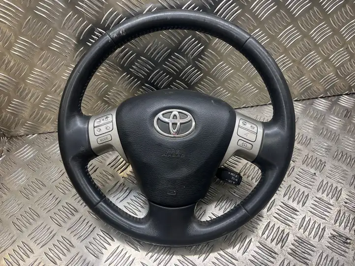 Toyota Auris 150 (2006 - 2012) Руль — фото 1