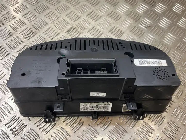 Volkswagen Caddy (2004 - 2010)   Спидометр (приборный щиток)