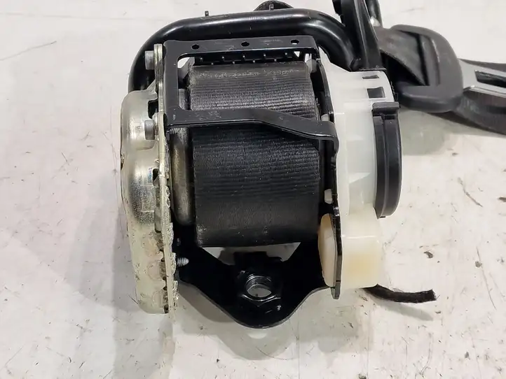 Skoda Superb B8 (3V) (2015 - 2023)  308427099S98AH Передний ремень безопасности