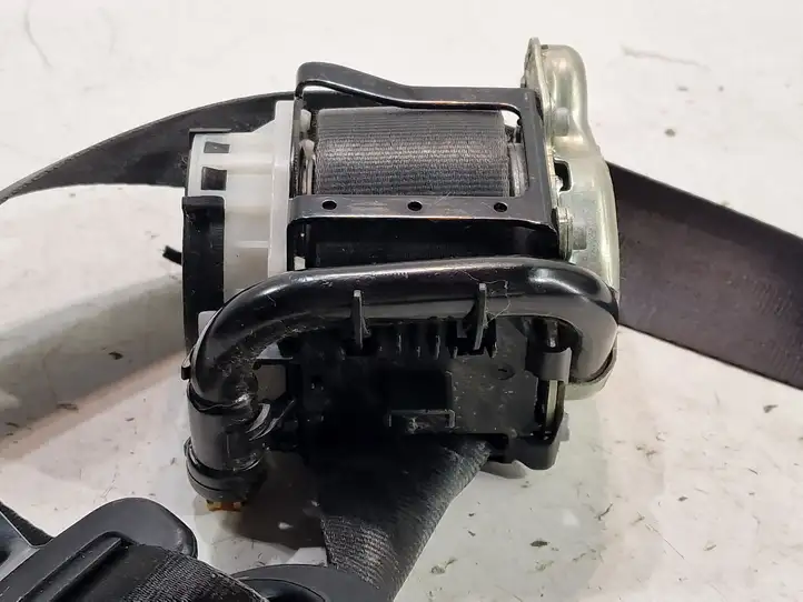 Skoda Superb B8 (3V) (2015 - 2023)  308427099S98AH Передний ремень безопасности