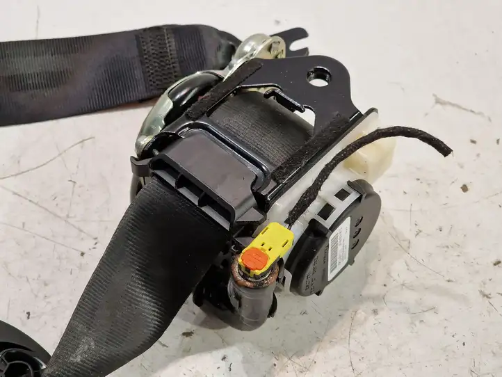 Skoda Superb B8 (3V) (2015 - 2023)  308427099S98AH Передний ремень безопасности