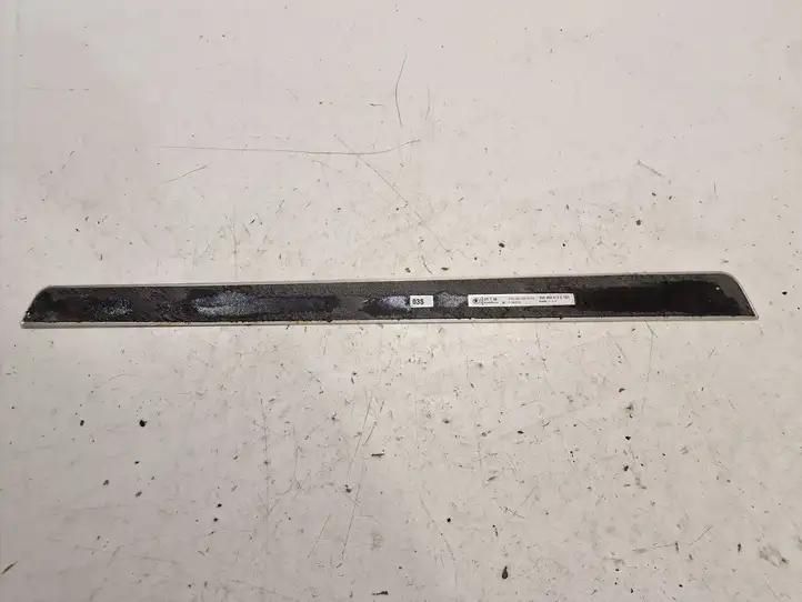 Skoda Superb B8 (3V) (2015 - 2023)  3V0853813D Отделка переднего порога (внутренняя)