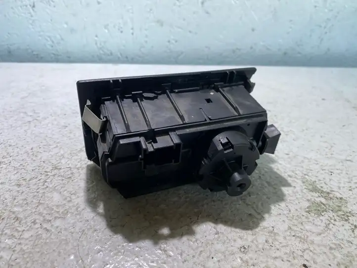 Mercedes-Benz ML W164 (2005 - 2011) A1645450104 Включатель фонарей — фото 2