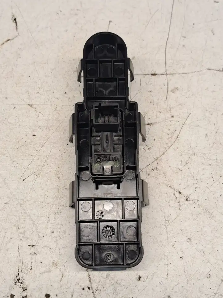 Citroen C4 (2004 - 2008) 9651465677 Кнопка стеклоподъемников — фото 2