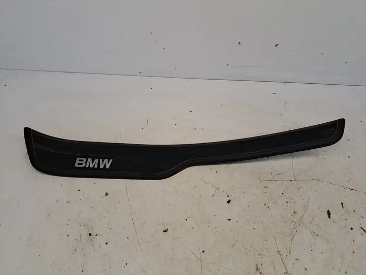 BMW 3 E90 E91 (2005 - 2012) 51477060285 Внутренняя отделка заднего порога — фото 2