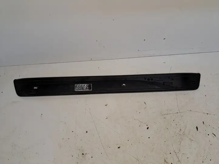 BMW 3 E90 E91 (2005 - 2012)  51477060280 Отделка переднего порога (внутренняя)