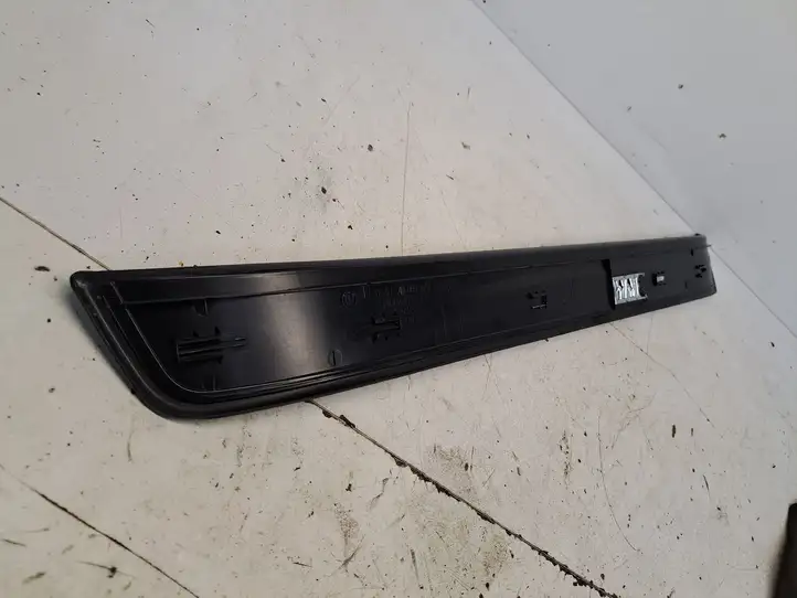 BMW 3 E90 E91 (2005 - 2012) 51477060279 Внутренняя отделка переднего порога — фото 3