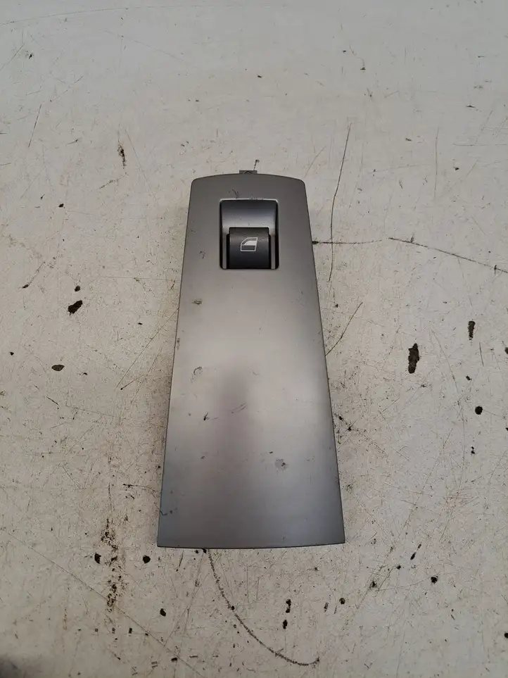 BMW 7 E65 E66 (2001 - 2008) 7024647 Кнопка стеклоподъемников — фото 6