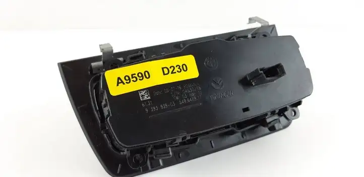 BMW 3 F30 F35 F31 (2012 - 2018) 9393939 Включатель фонарей — фото 4
